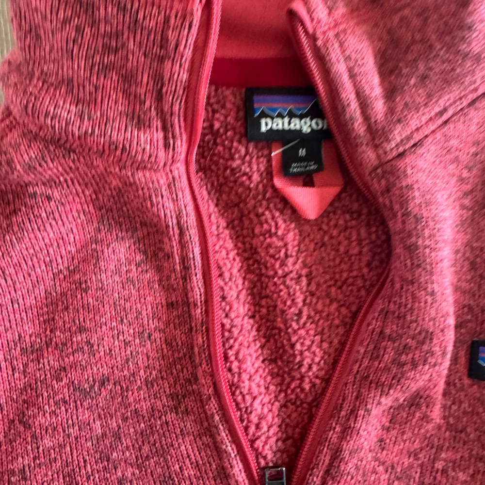 Patagonia Raspberry Fleece Jacket - Picture 2 of 2